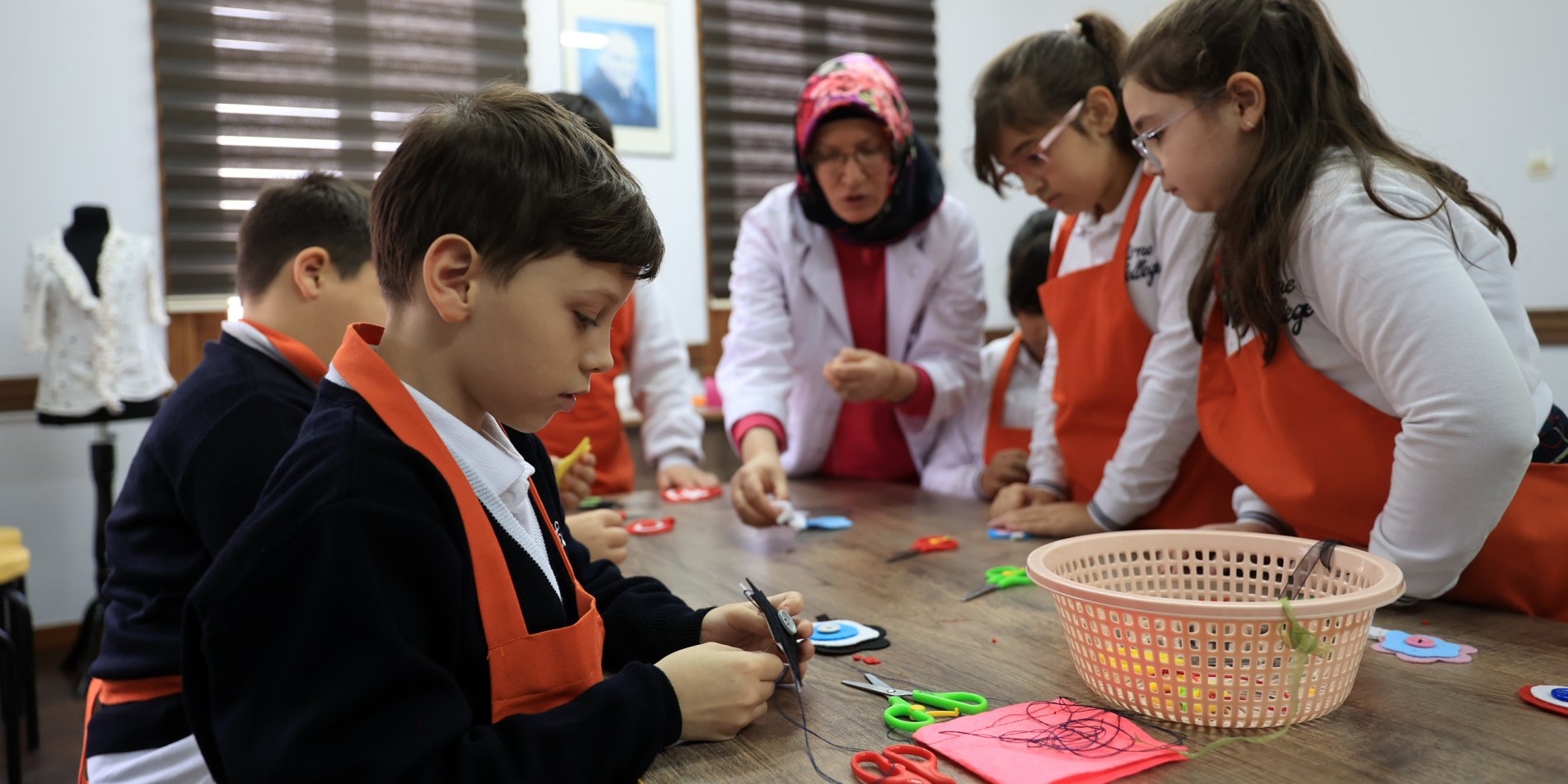 Edirne'de İlkokul Öğrencileri, Günlük Yaşam Becerilerini Atölyelerde Deneyimliyor