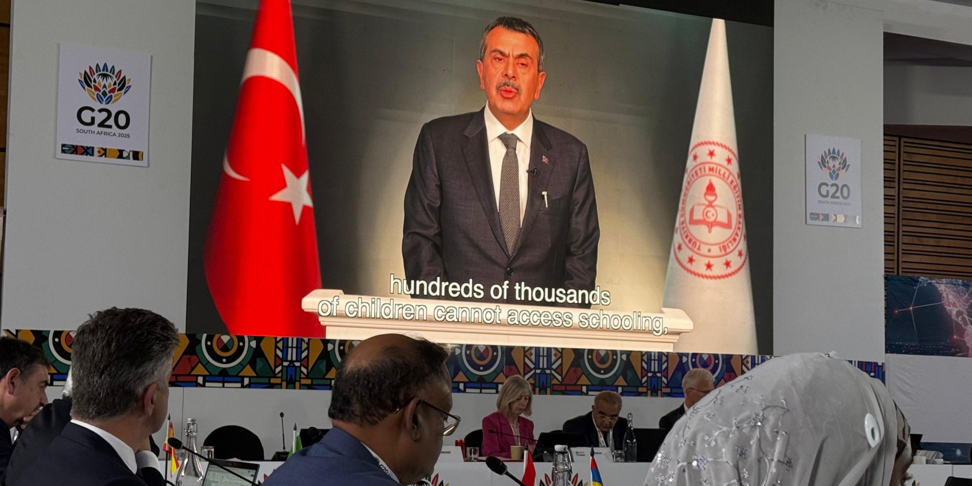 BAKAN TEKİN: ÇOCUKLARIMIZ GÜVENDEYSE GELECEĞİMİZ GÜVENDEDİR